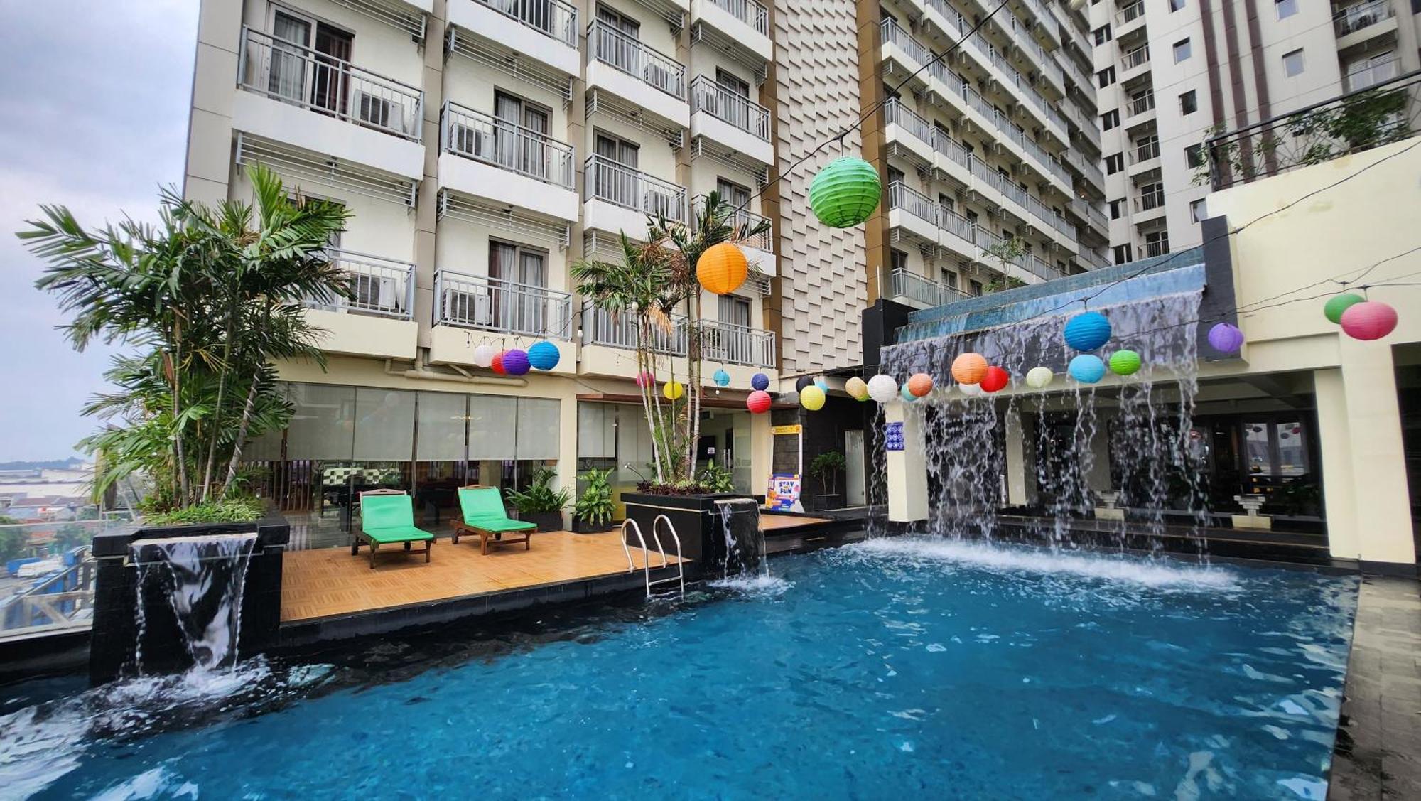 Golden Tulip Essential Tangerang Hotel Luaran gambar