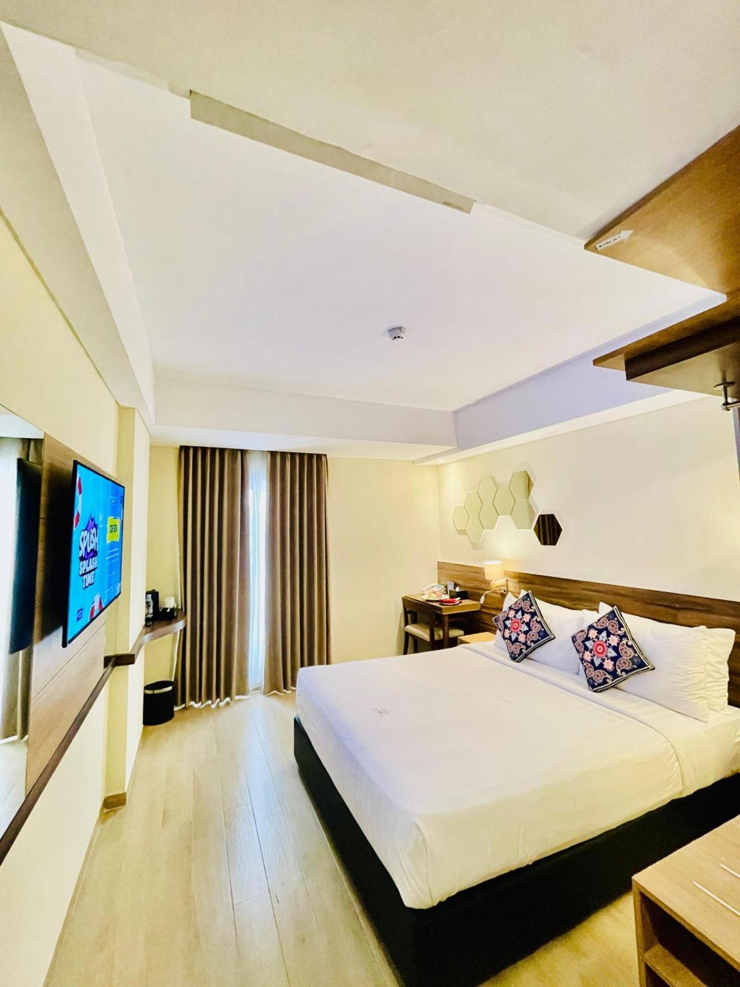 Golden Tulip Essential Tangerang Hotel Luaran gambar